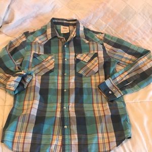 Men’s Levi button down long sleeve medium